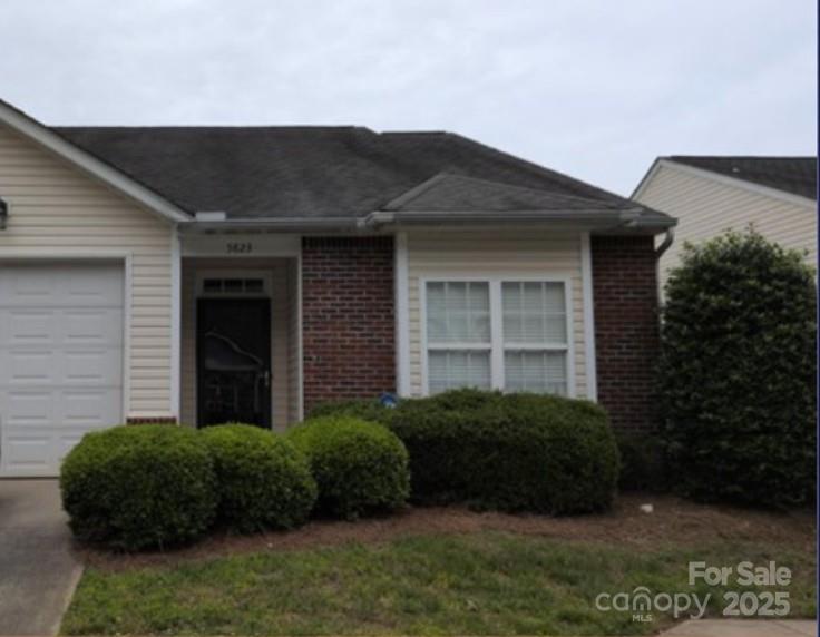 5823 Bradford Lake Lane