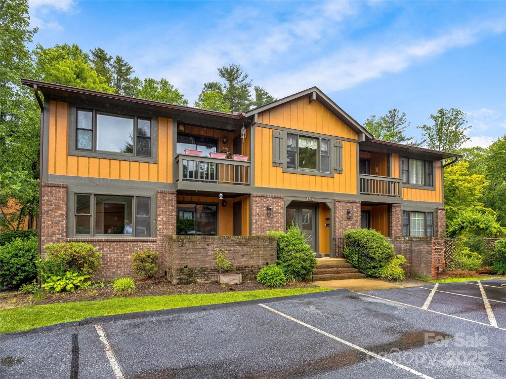 1745 Haywood Manor Road