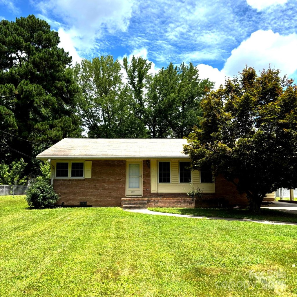 404 Sycamore Road