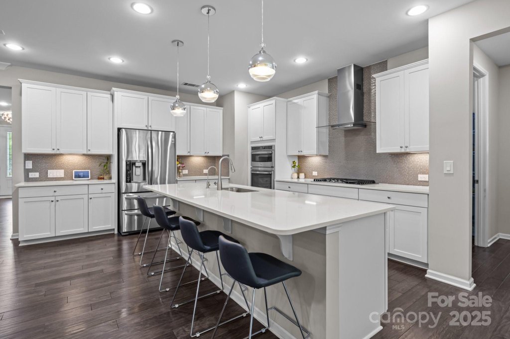 9426 Hightower Oak Street