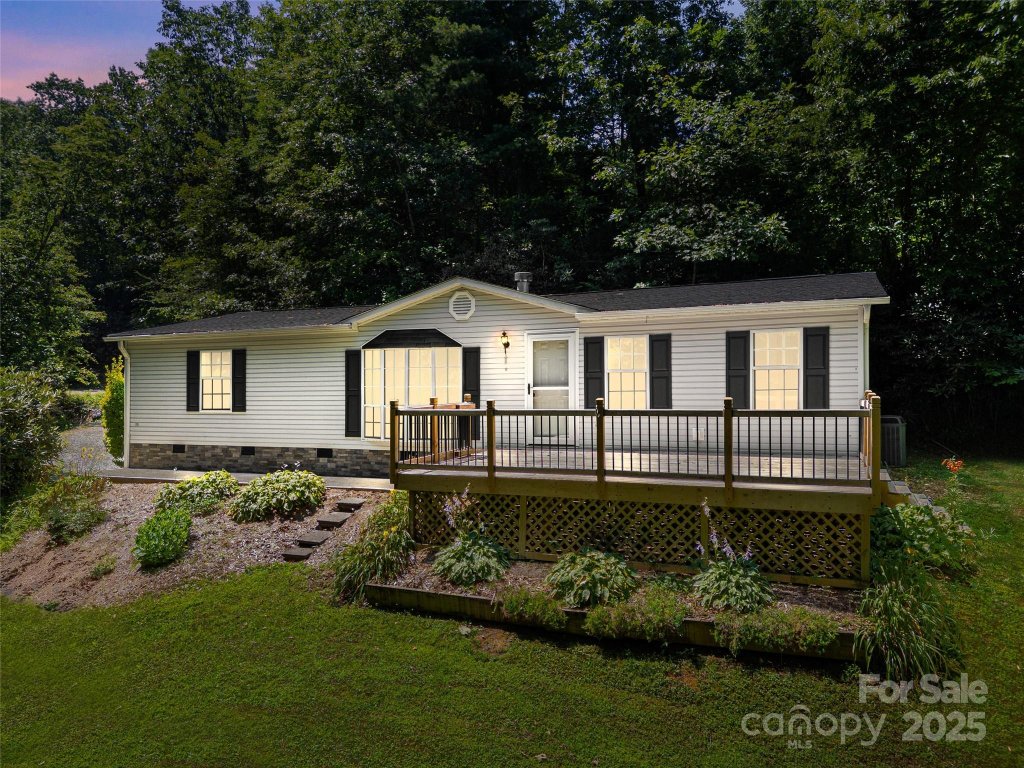 946 Turkey Pen Gap Road