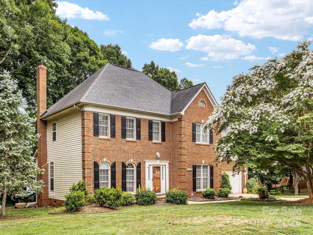 15139 Wiltshire Manor Drive