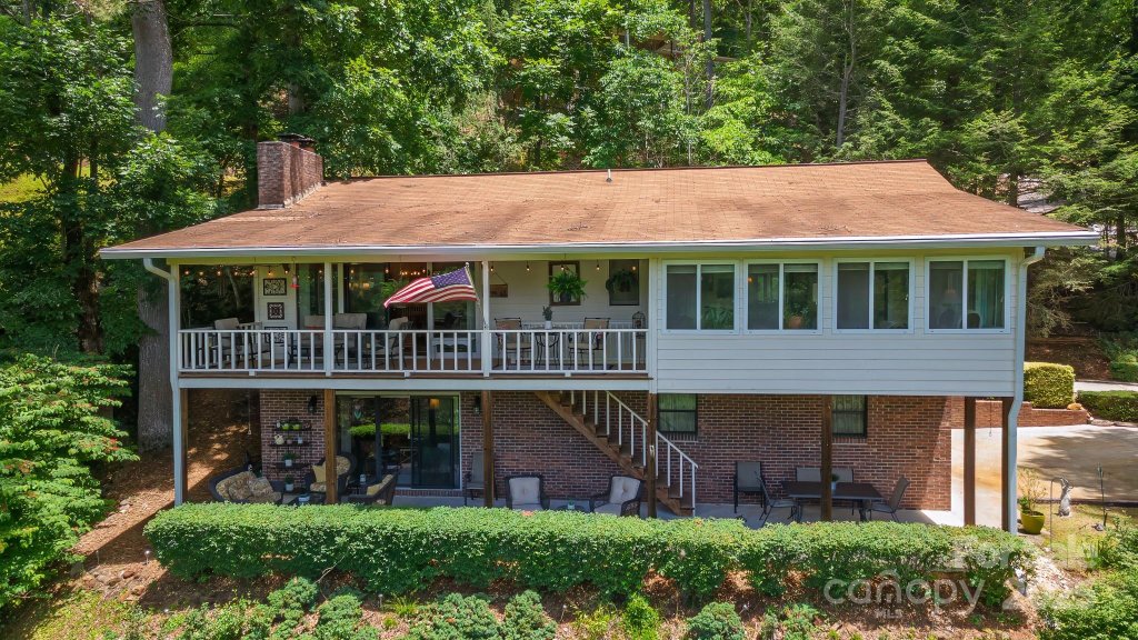 614 Country Club Drive