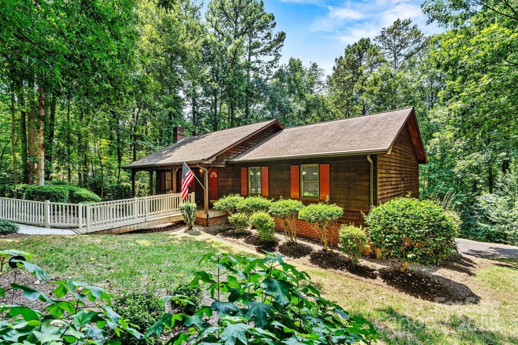 1408 Kensington Circle