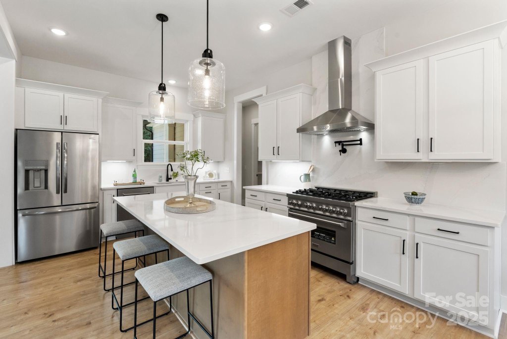 1025 Baylor Grove Road