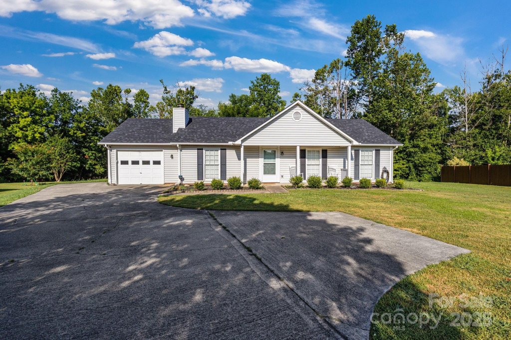 1012 Thorncrest Drive