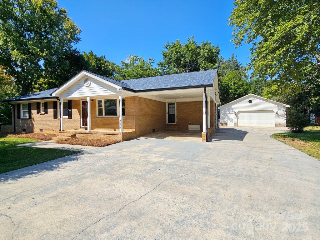 3978 Harrisburg Drive