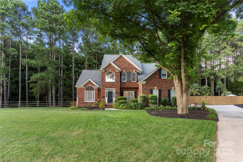 6195 Hunter Lane