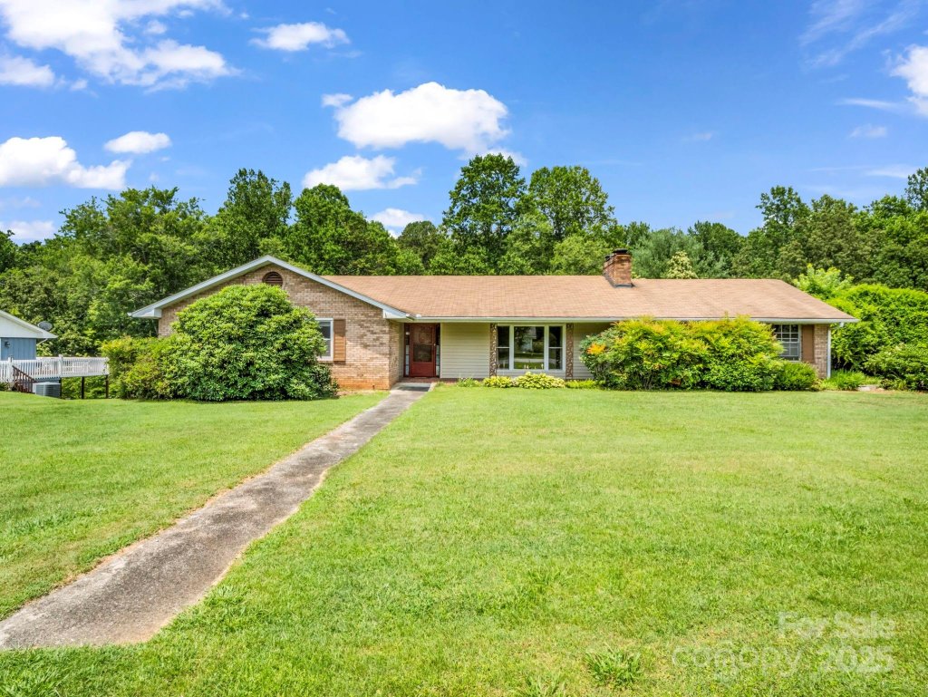 Monte Vista Park, Candler community