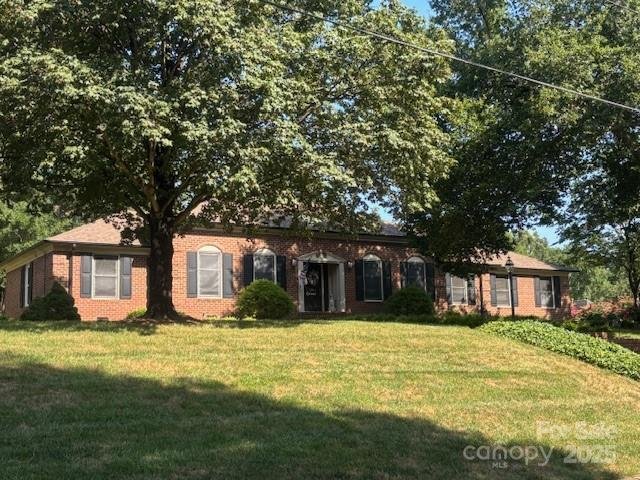 1201 Colonial Drive