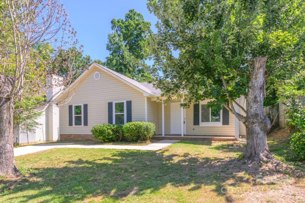 1209 Eagles Landing Drive