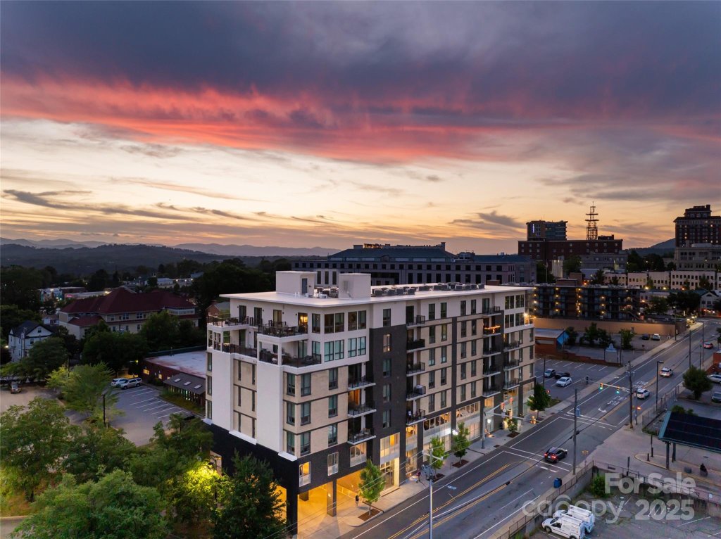 45 Asheland Avenue 402