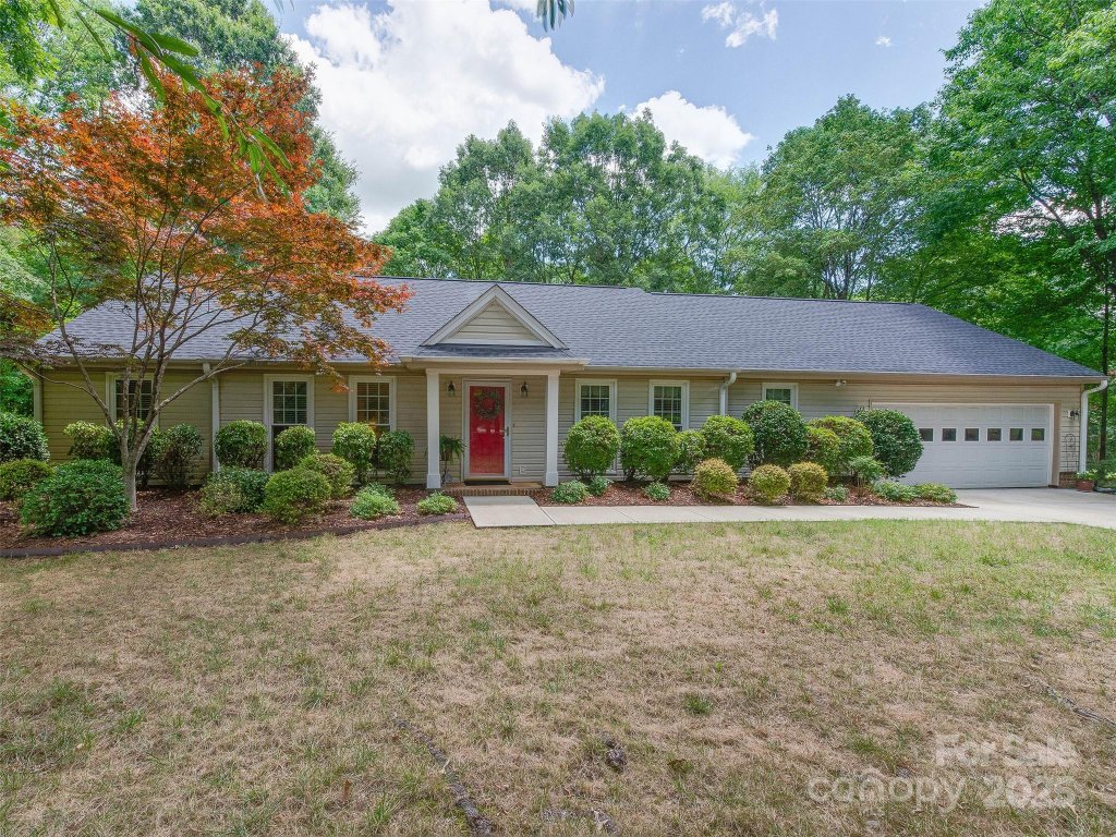 8413 Wellington Lane