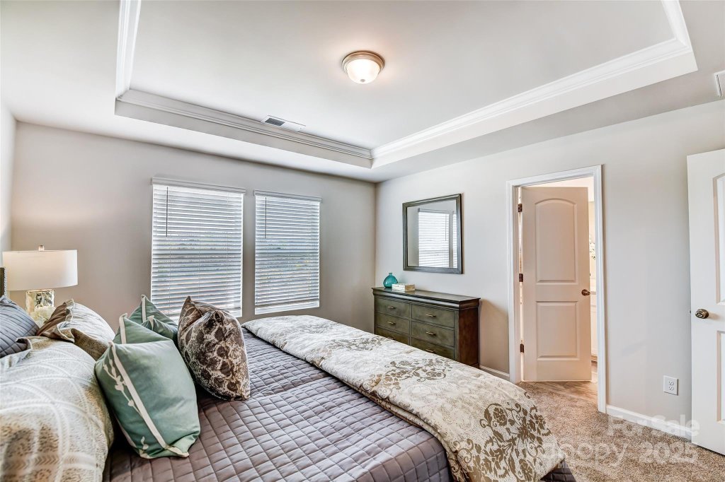 2644 Selbourne Drive