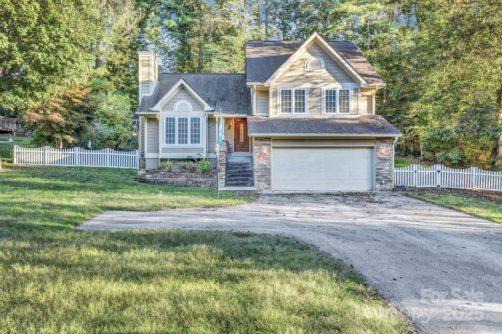 Wildwood, Fletcher community