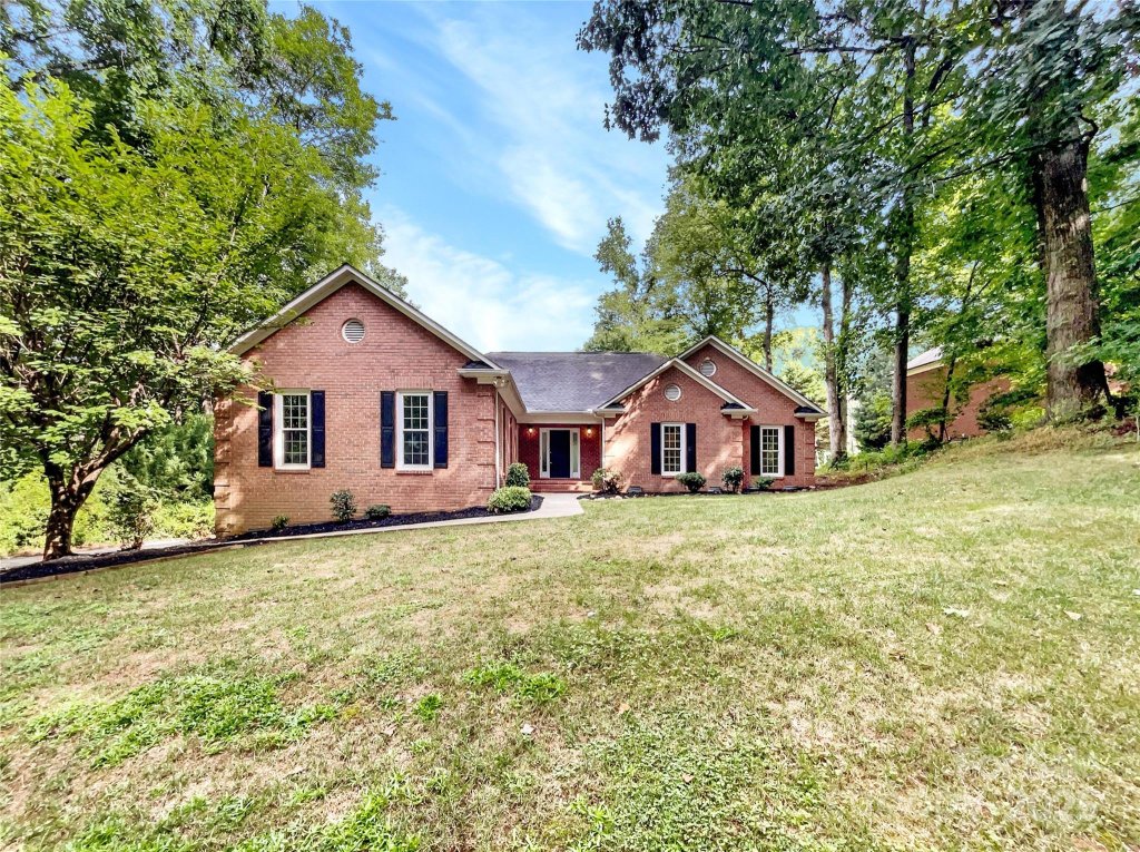 8117 Shannon Woods Lane