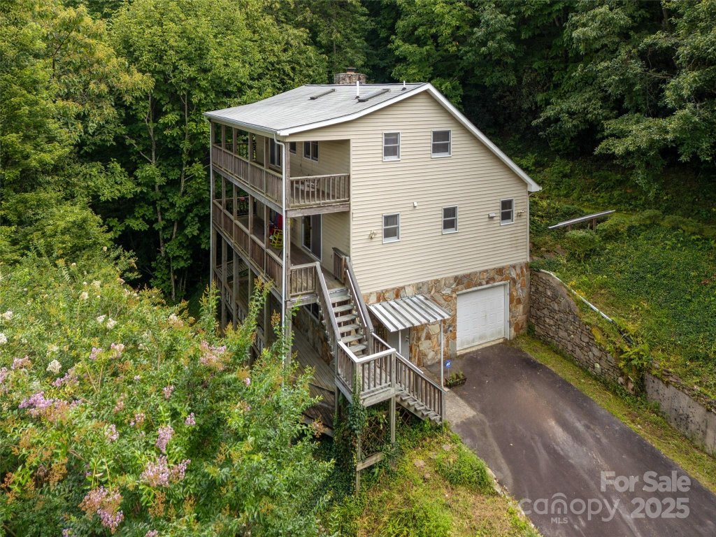 94 Marcellina Drive 10 & 12