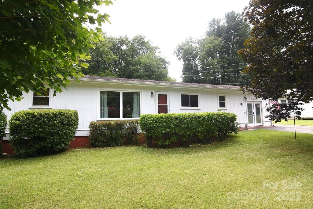 Norman, Waynesville community
