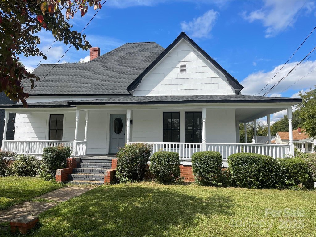 1228 Main Street