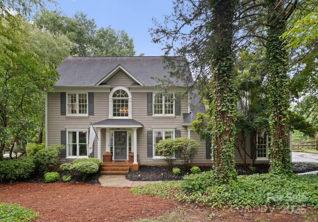 2509 Honey Creek Lane