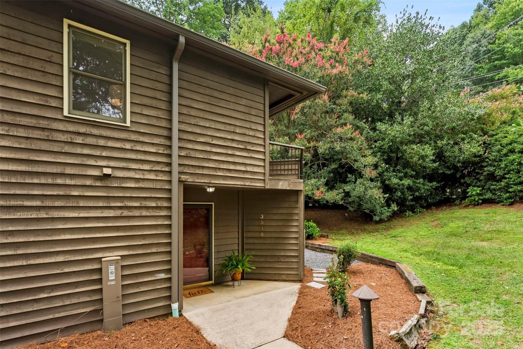 3516 Colony Crossing Drive