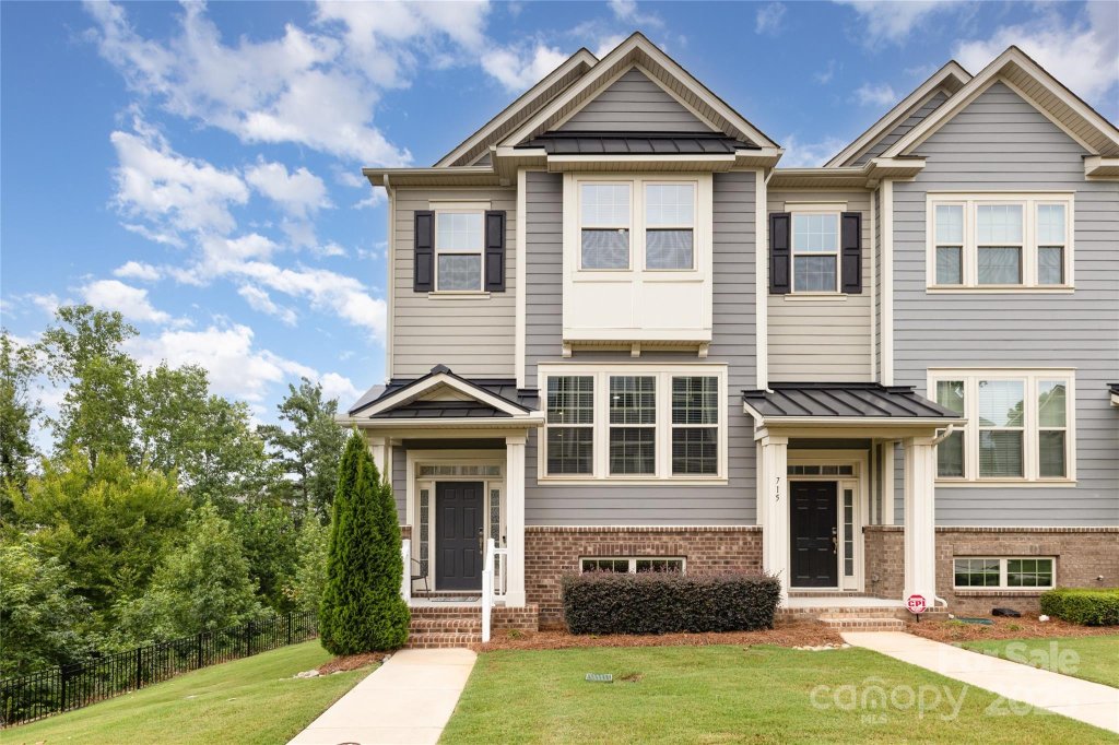 717 Swift Run Court