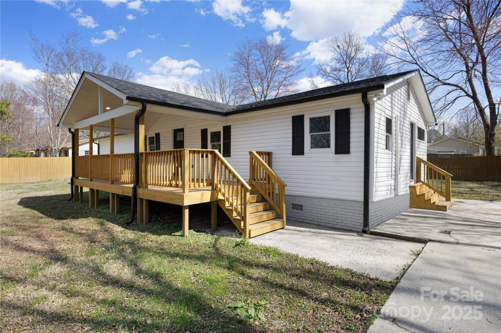 5015 Forestmont Drive
