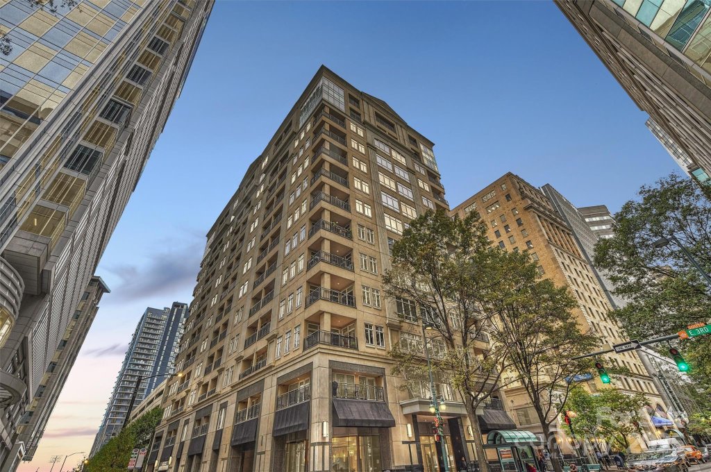 230 S Tryon Street 403