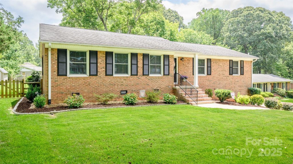 651 Heatherly Road 3