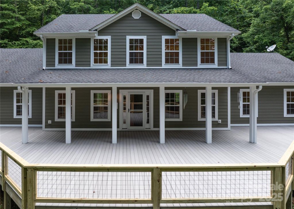 Thorn Ridge, Sylva community