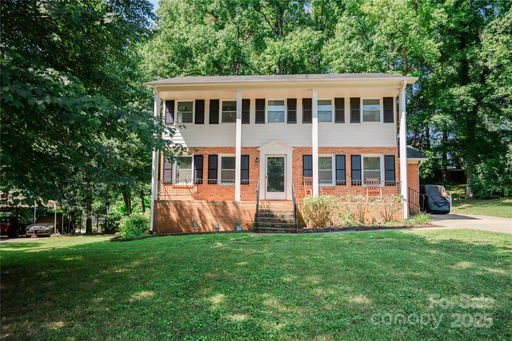427 Willow Road
