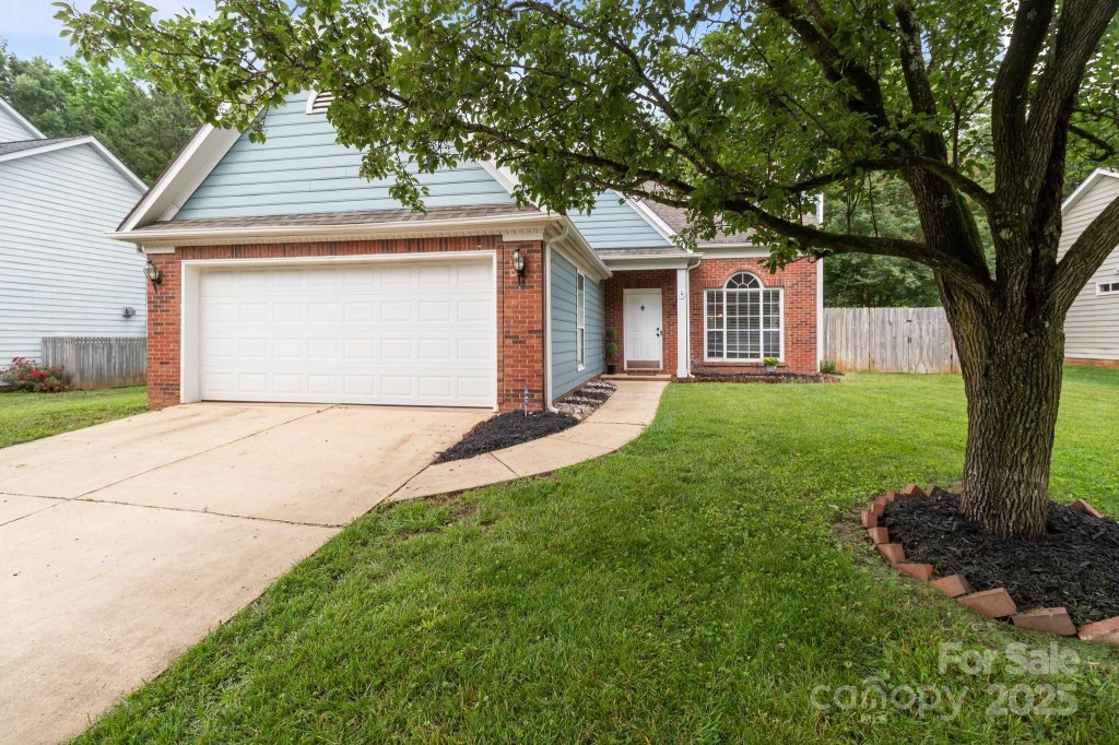 8906 Pickering Grove Lane