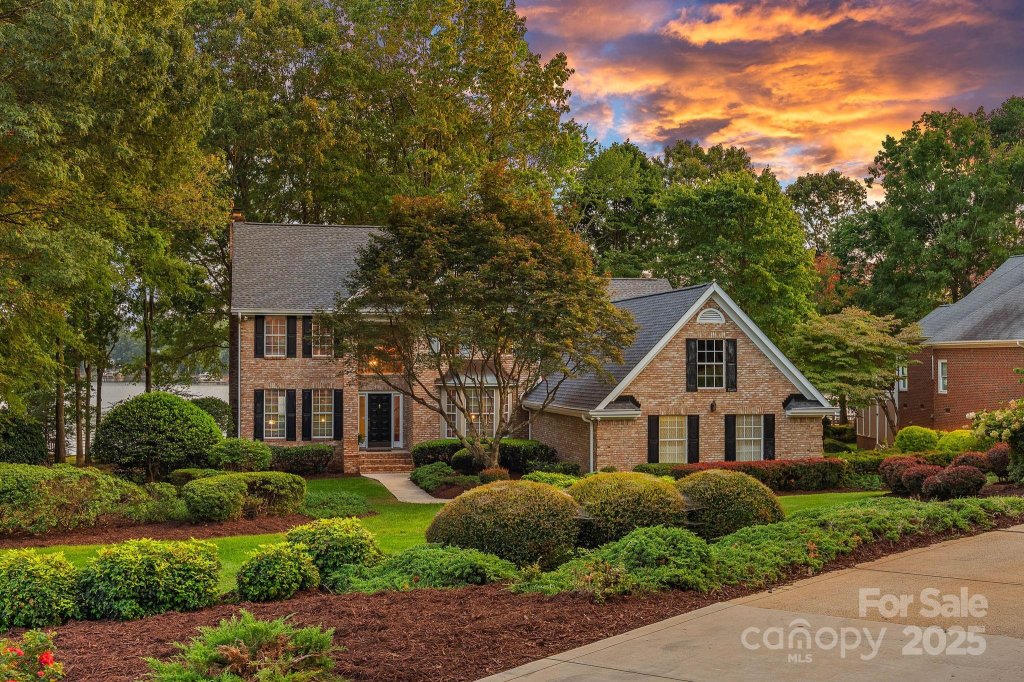 121 Harbor Shore Court