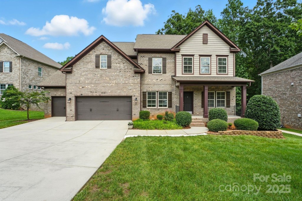 285 E Waterlynn Road