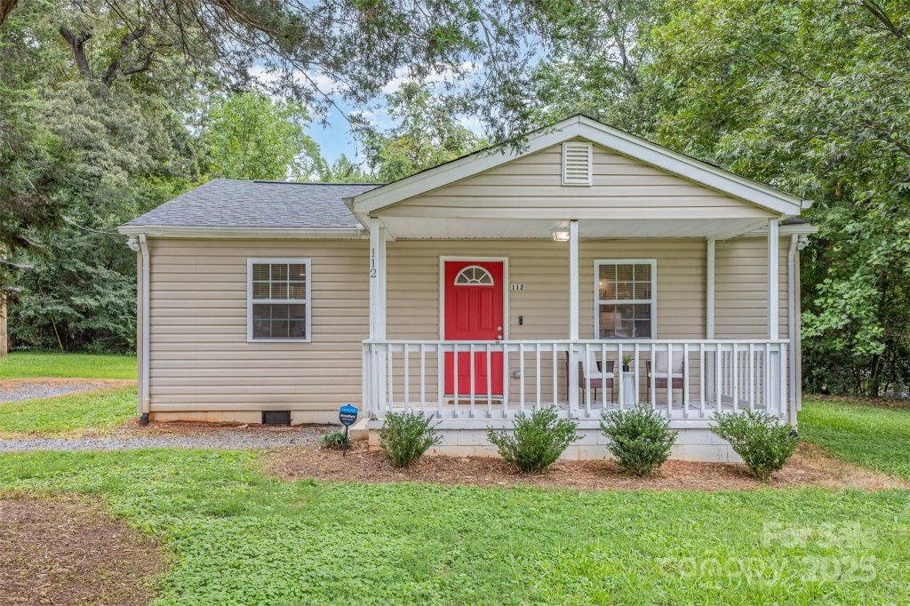 112 Georgia Belle Avenue