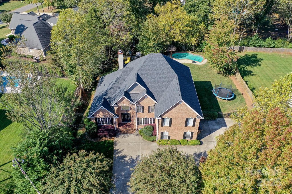 Mallard Head, Mooresville community