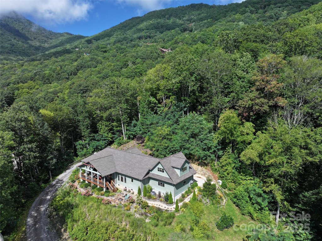 70 Flying Hawk Trail