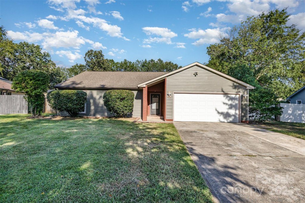 10709 Coachman Circle