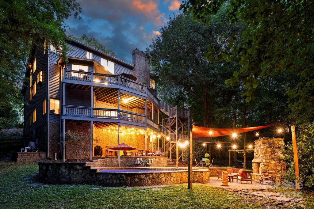 347 Forest Trail Drive