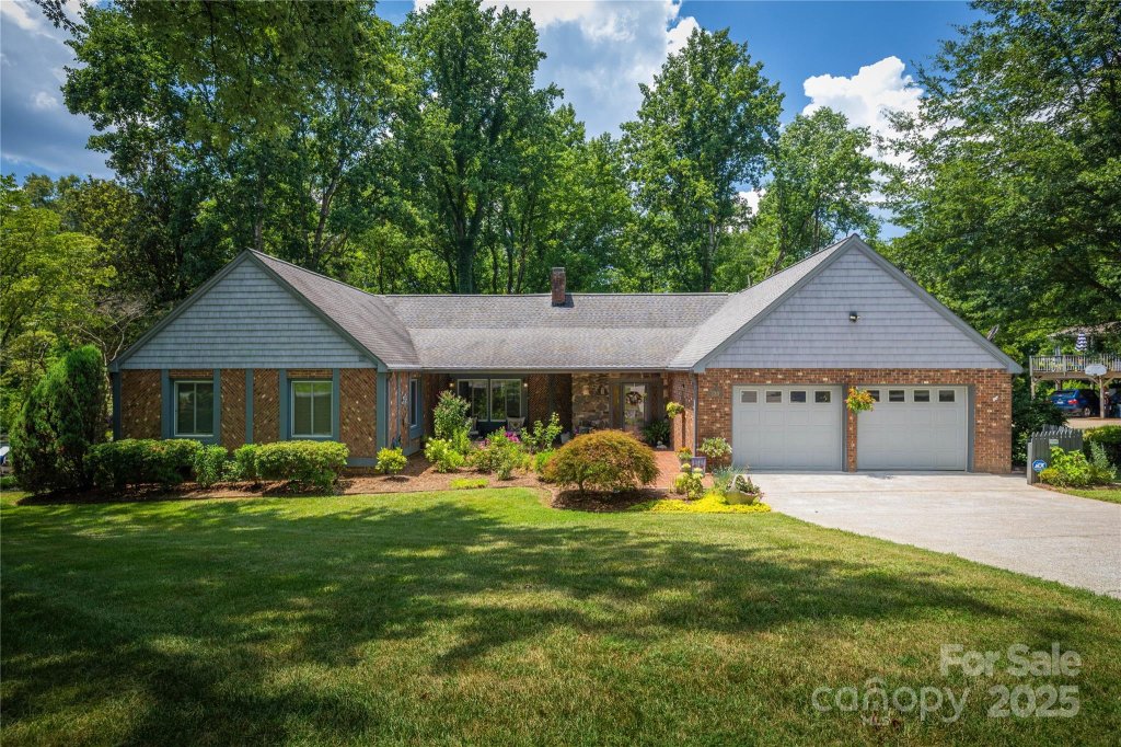 130 Mimosa Hills Drive