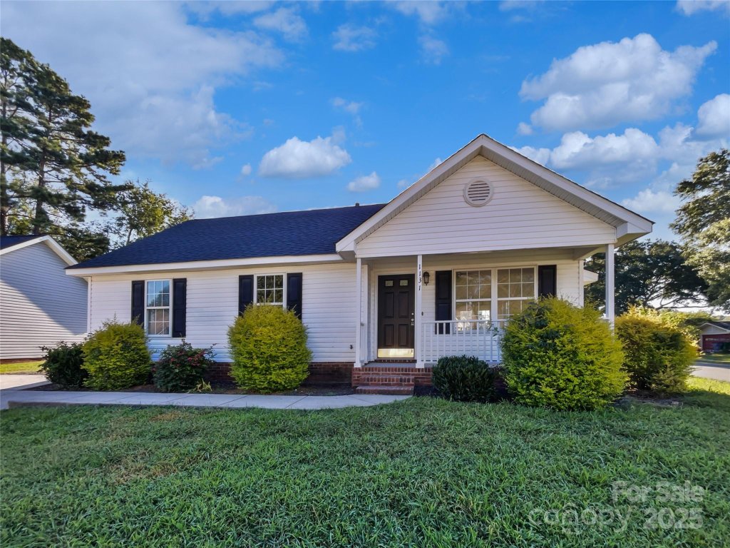 1131 Summit Hills Drive