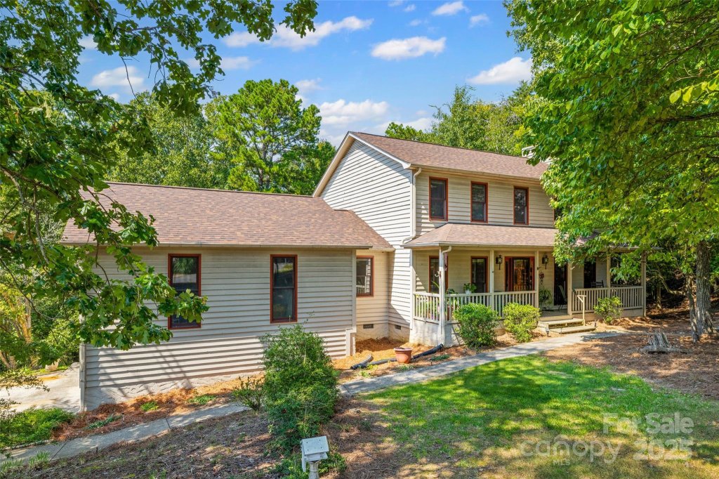 25011 Club View Drive