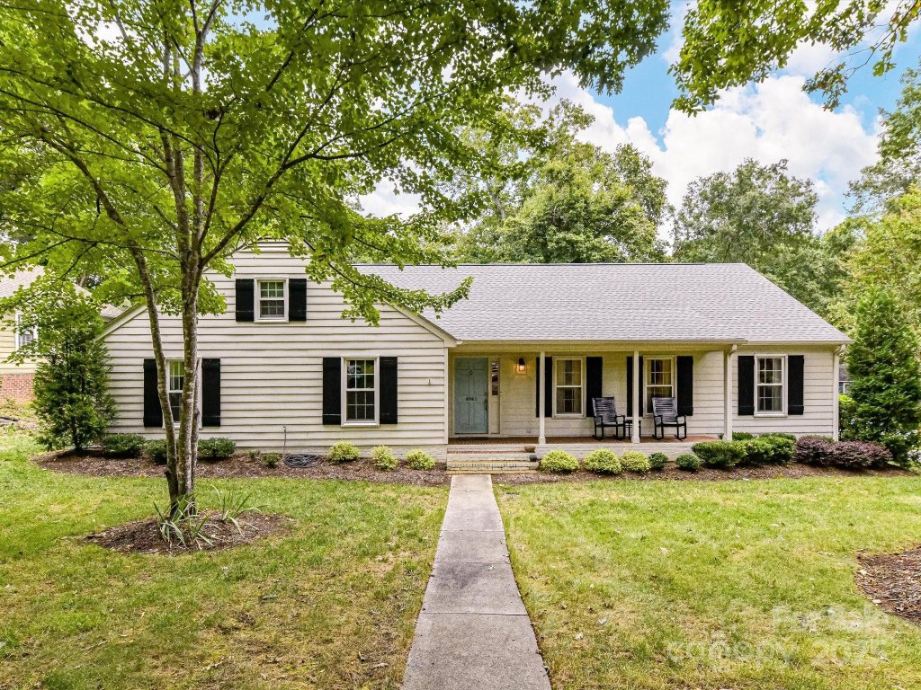 4941 Virginian Lane