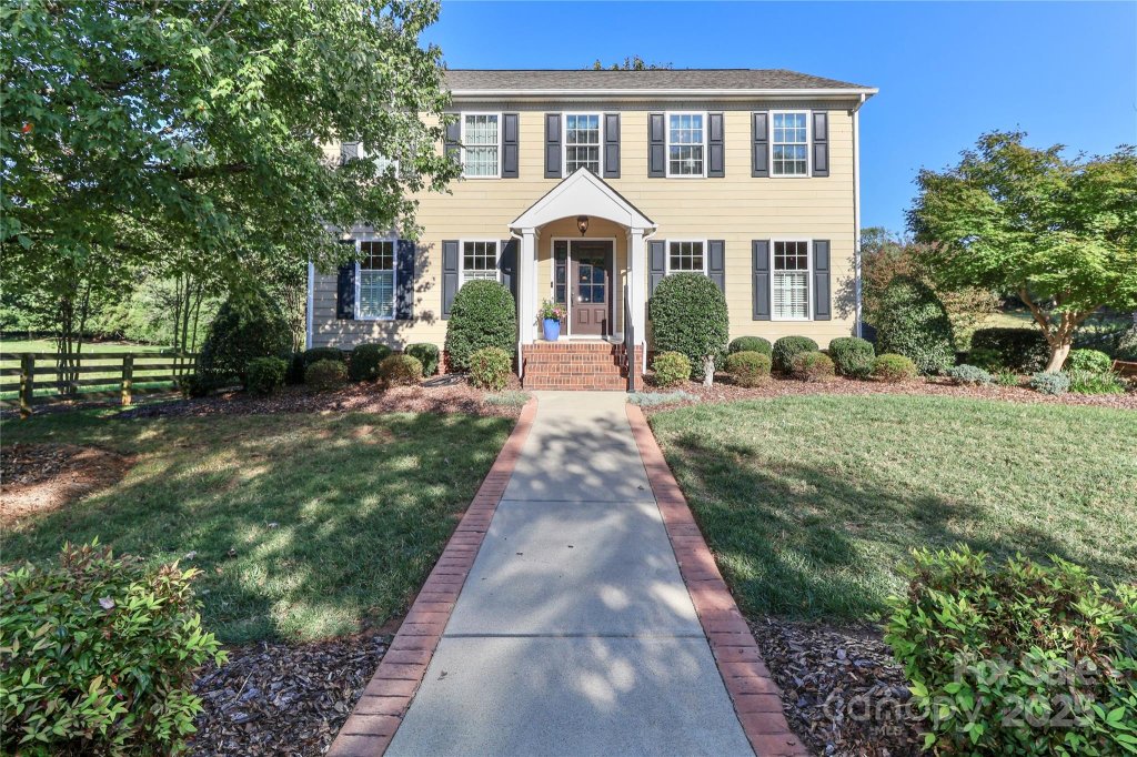 1016 Argyle Court