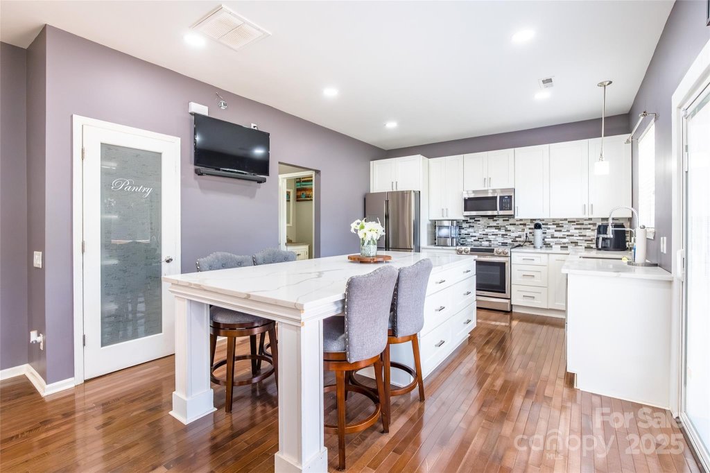 2719 Mulberry Pond Drive