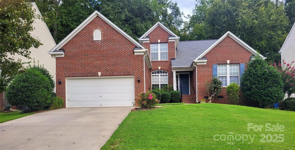 Cherry Grove, Mooresville community