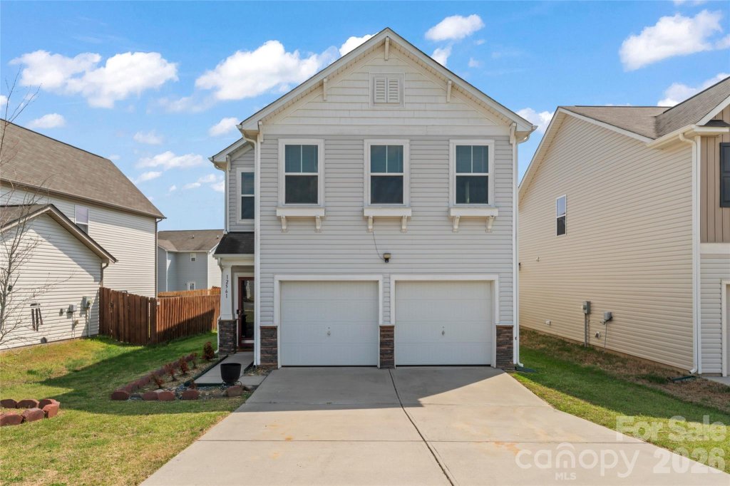 Fox Creek, Midland community