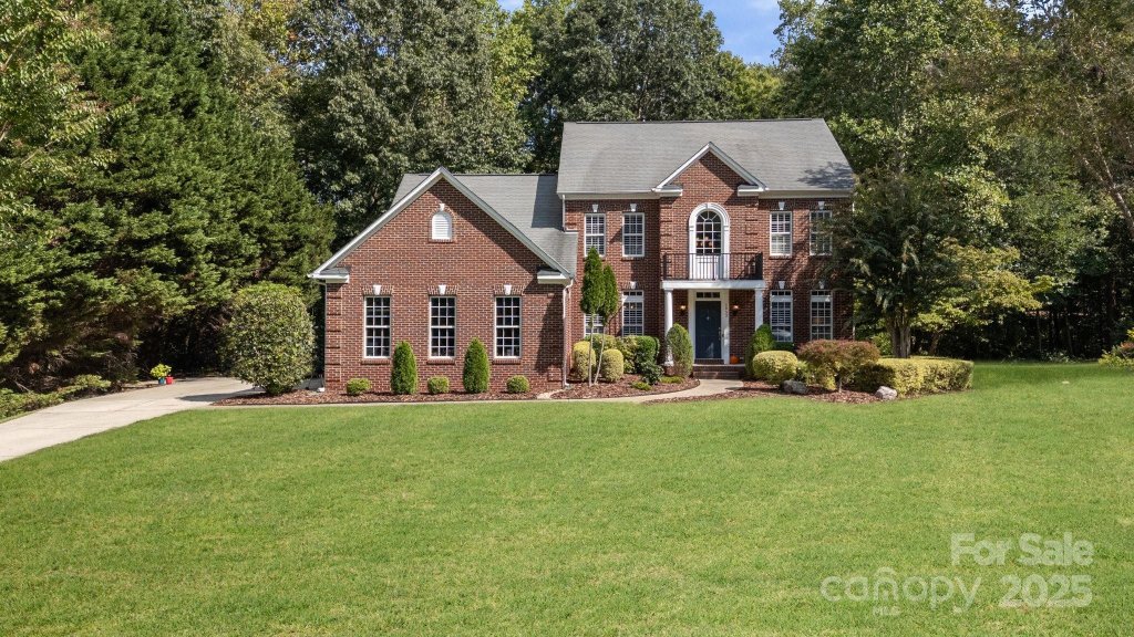 1053 Muirfield Drive