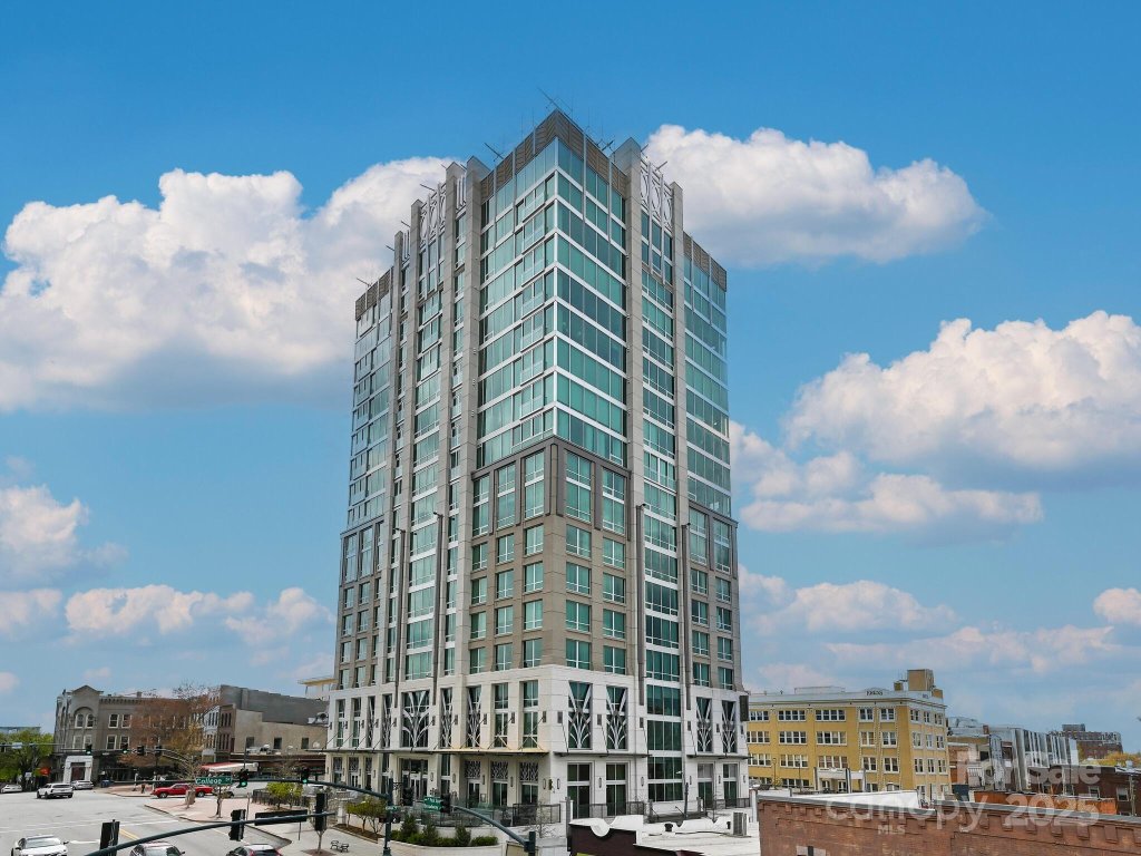 7 Patton Avenue 1104