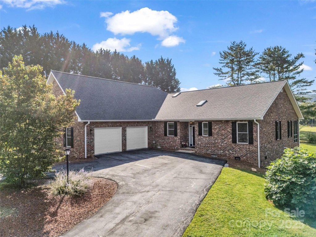 758 Crooked Creek Road